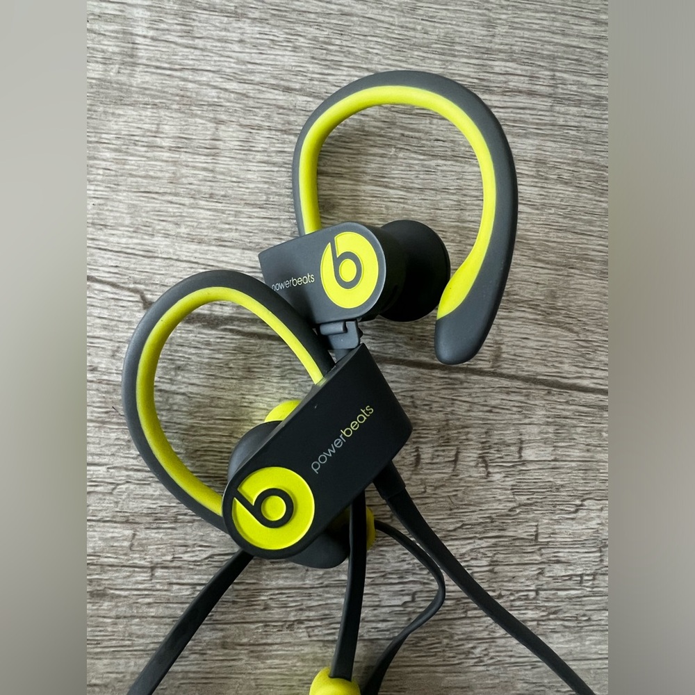 Beats by Dre Headphones Powerbeats